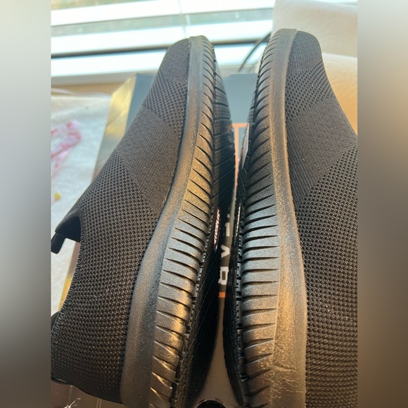 Sketchers Work Footwear - Picture 12 of 13